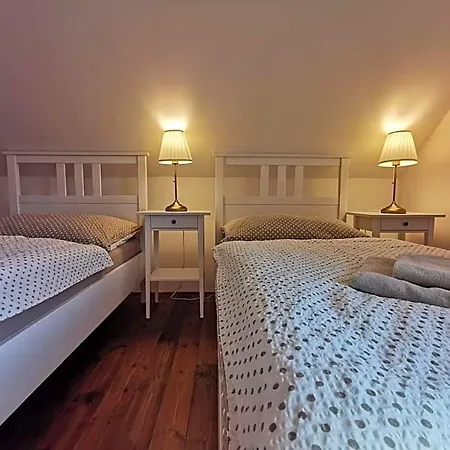 Rozmberk Hotell