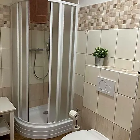 Rozmberk Hotell