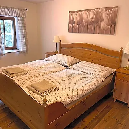 Rozmberk Hotell 3*